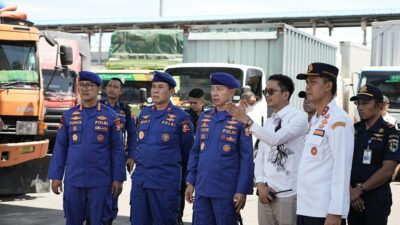 Kakorpolairud Baharkam Polri Tinjau Pelabuhan Bakahuni