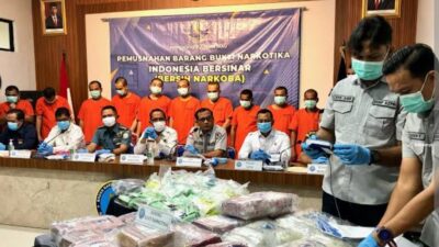 BNNP Kepri musnahkan 46 kg sabu dan 39 ribu butir pil ekstasi.