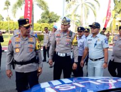 IRJEN POL YAN FITRI HALIMANSYAH KAPOLDA KEPRI PIMPIN APEL GELAR PASUKAN OPERASI PATUH SELIGI 2024 POLDA KEPRI