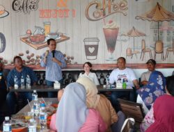 Amsakar – Claudia Serap Aspirasi Dengan Ngopi