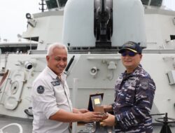 BP Batam – TNI AL Jalin Silaturahmi di Atas KRI Bung Tomo 357