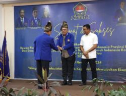 Kapolda Yan Fitri Terima Gelar Kehormatan Bapak Nelayan Kepri