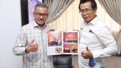 Terima Kenang-kenangan Majalah The Leader Indonesia sebagai Pemimpin Inspiratif 2024, Jefridin: Simbol Perjalanan Karier Sebagai Sekda