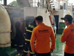 Kapal Roro KMP Mulia Nusantara Terbakar, Basarnas Diterjunkan