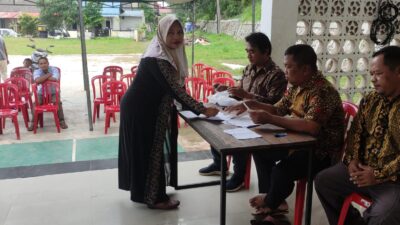 Suyatna Unggul Selisih 11 Suara dari Mega Silvia, Pemilihan Ketua RT Frensiana Garden Batam