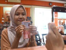 Salurkan BSU di Batam, Pos Indonesia Layani Ratusan Penerima per Hari