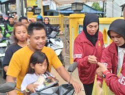 Satreskrim Polresta Barelang Bagi Nasi ke Warga Tanjunguma, 150 Kotak Ludes Jelang Berbuka