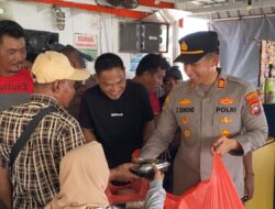 Pemudik di Pelabuhan Telaga Punggur Batam Dapat 500 Paket Nasi Kotak untuk Berbuka