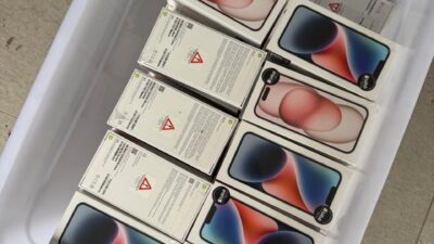 Bea Cukai Batam Gagalkan Penyelundupan 337 Ponsel Senilai Rp3,76 Miliar