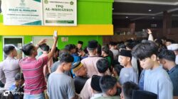 “Jumat Berkah untuk Warga Pesisir: Ketika Kepolisian dan Pers Turun Berbagi”