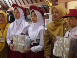 MPLS Ramah 2026 Dimulai di Banyumas, Perploncoan Dihapus, 250 Siswa SD Terima Tablet dan Kacamata AI