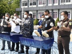 TNI AL Gagalkan Penyelundupan 100 Liquid Vape Diduga Mengandung Narkoba dari Malaysia ke Batam