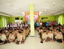 Srikandi PLN Batam Edukasi Ratusan Santri soal Keselamatan dan Tanggap Bencana