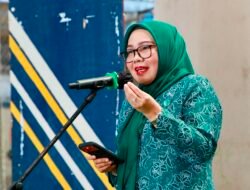 Erlita Amsakar Ajak Warga Sagulung Bijak Bermedia Sosial dan Manfaatkan untuk Berusaha