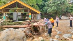 Banjir Sungai Parsariran Rendam Rumah dan Warung di Batangtoru, Kerugian Ditaksir Rp96 Juta