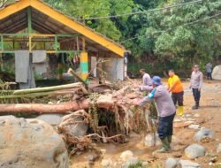 Banjir Sungai Parsariran Rendam Rumah dan Warung di Batangtoru, Kerugian Ditaksir Rp96 Juta